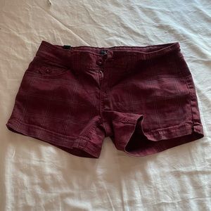 Low-waisted Shorts